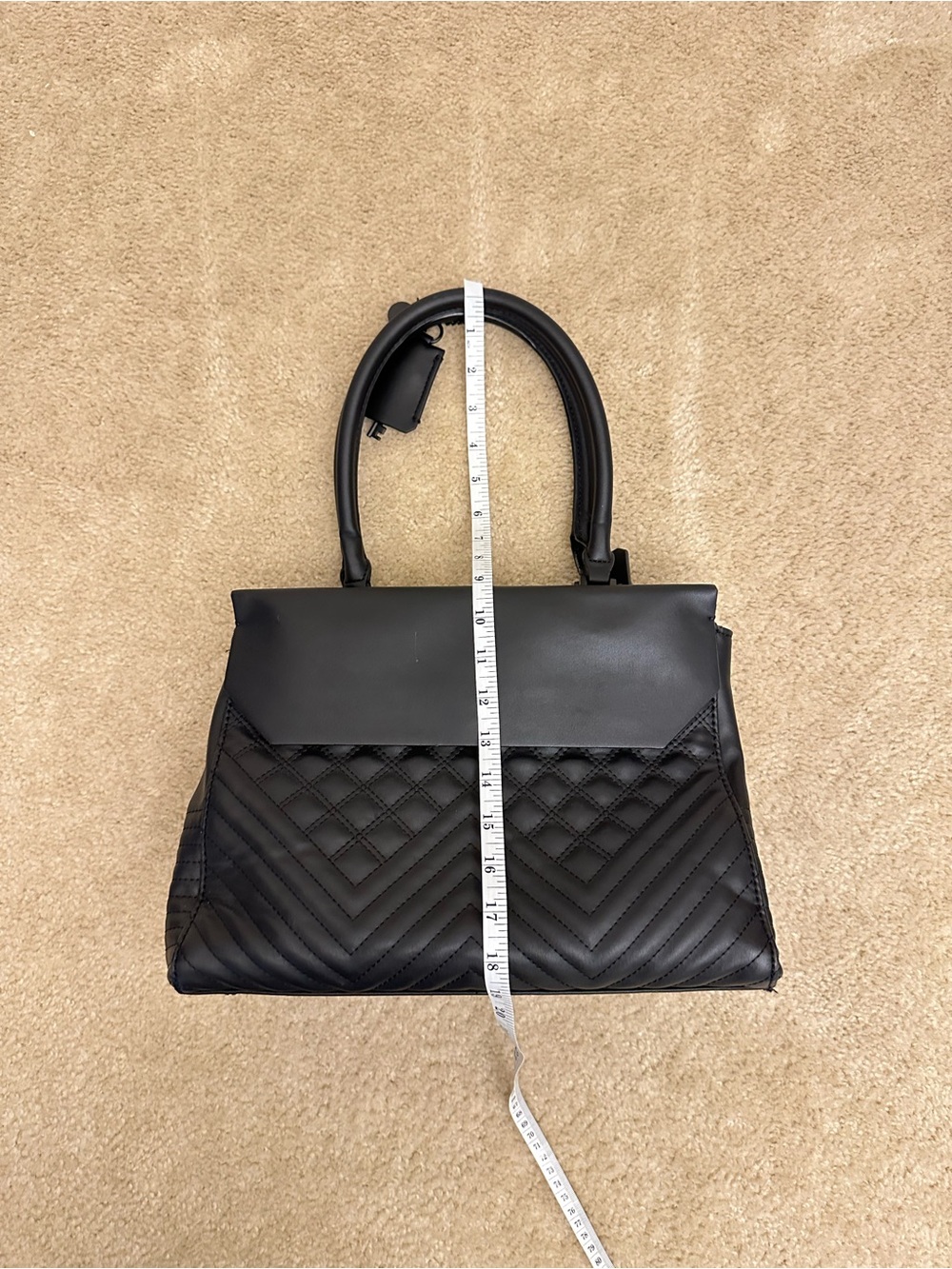 GUESS Black Quilted Large Purse with Top Handle Functional Travel Classy - Picture 3 of 14